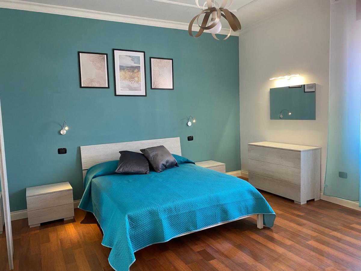 L'Aurora Guest House كاستيلاّماري دي ستا المظهر الخارجي الصورة